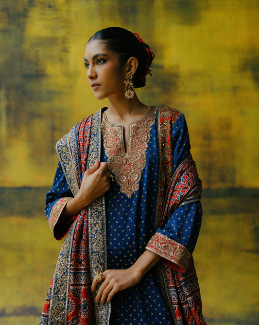 Menaka Kurta Set