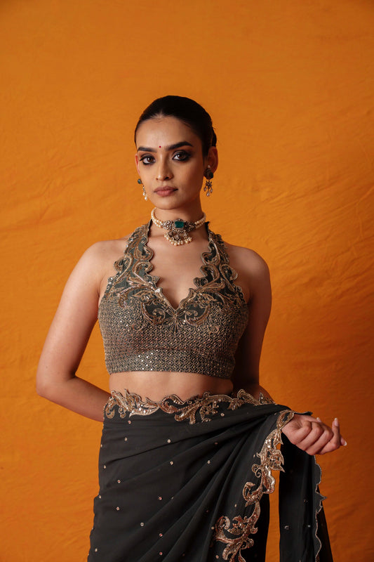 Meenakshi Pre-draped Saree Set