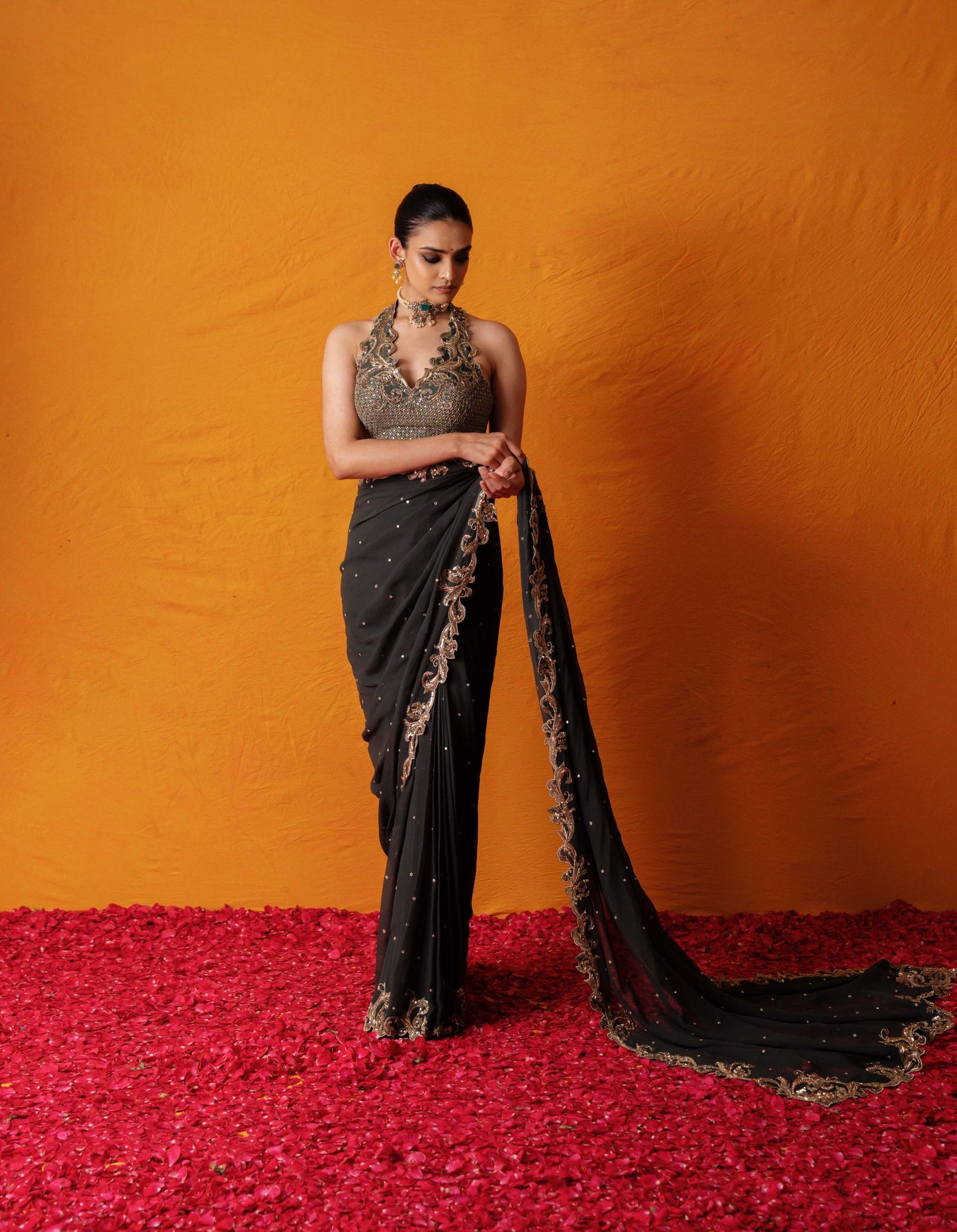 Meenakshi Pre-draped Saree Set