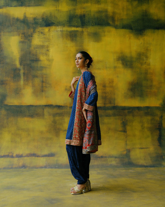 Menaka Kurta Set