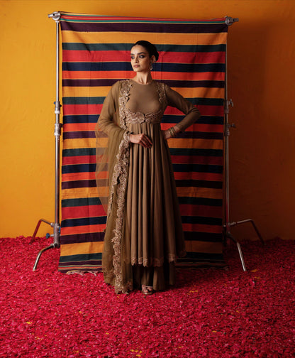 Maalini Anarkali Set