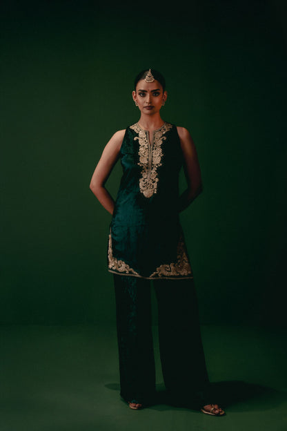 Tharal Kurta Set