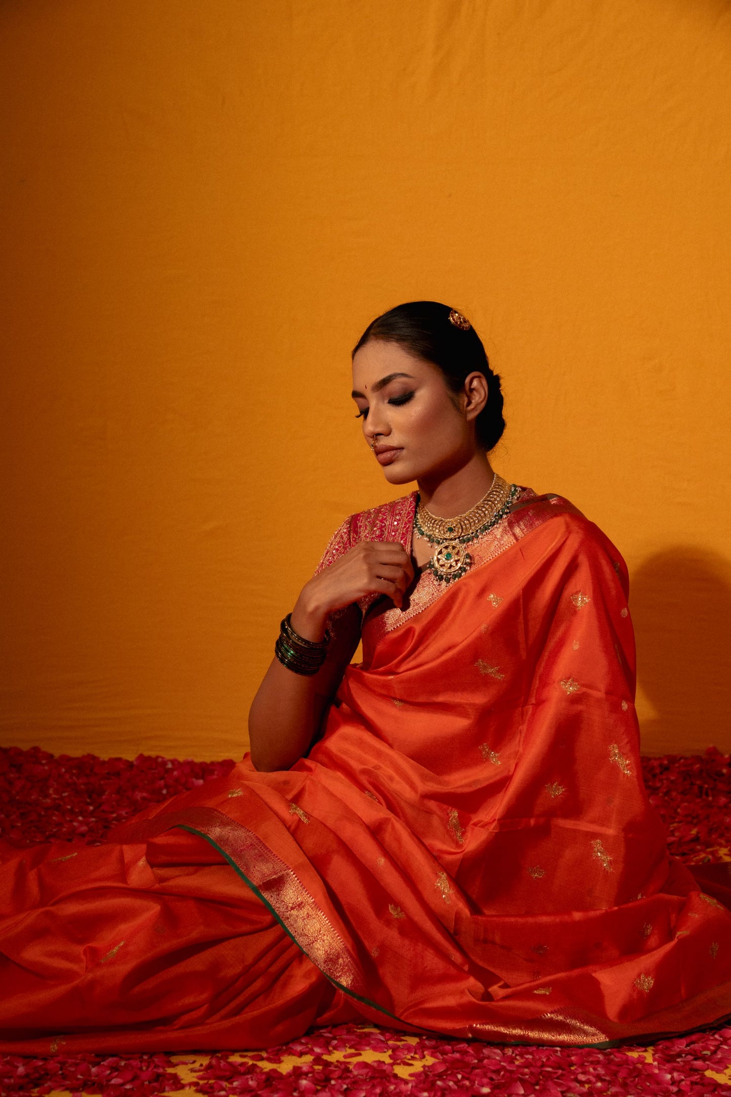 Kili Vanam Saree Set