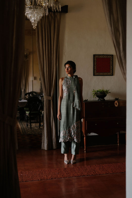 Green lily tie-up kurta set